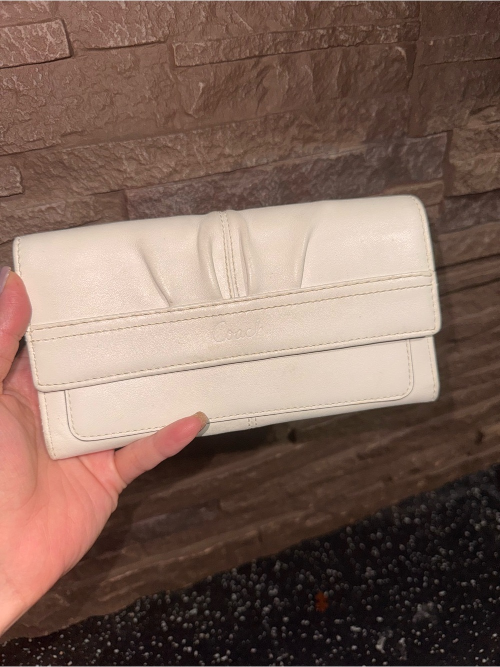 Coach Cream Leather Flap Wallet Y2K